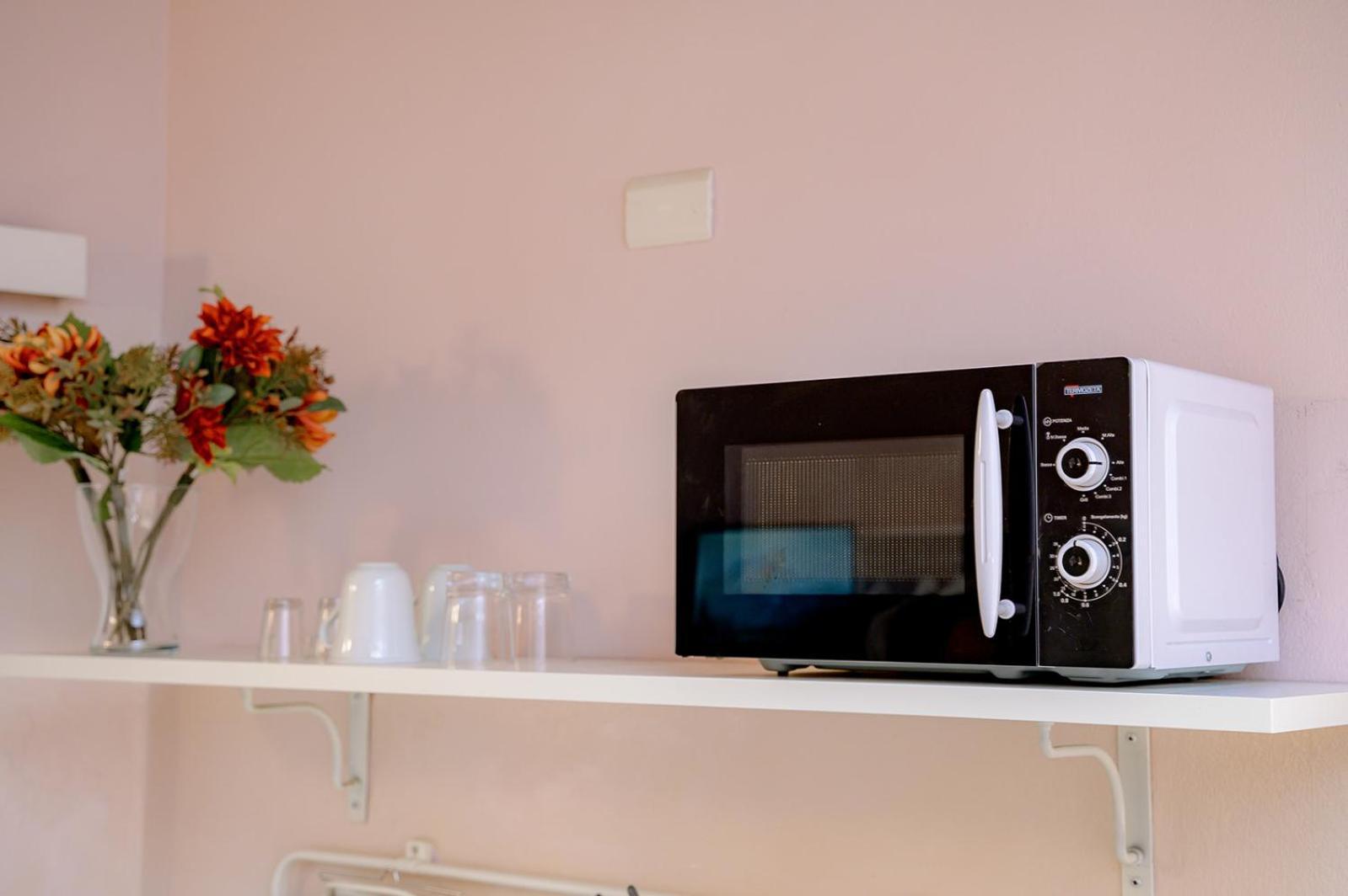 La Casa Del Vino Appartement Parma Buitenkant foto